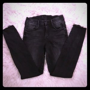 BRAND NEW MOTHER LOOKER ANKLE FRAY JEANS! Sz 25!